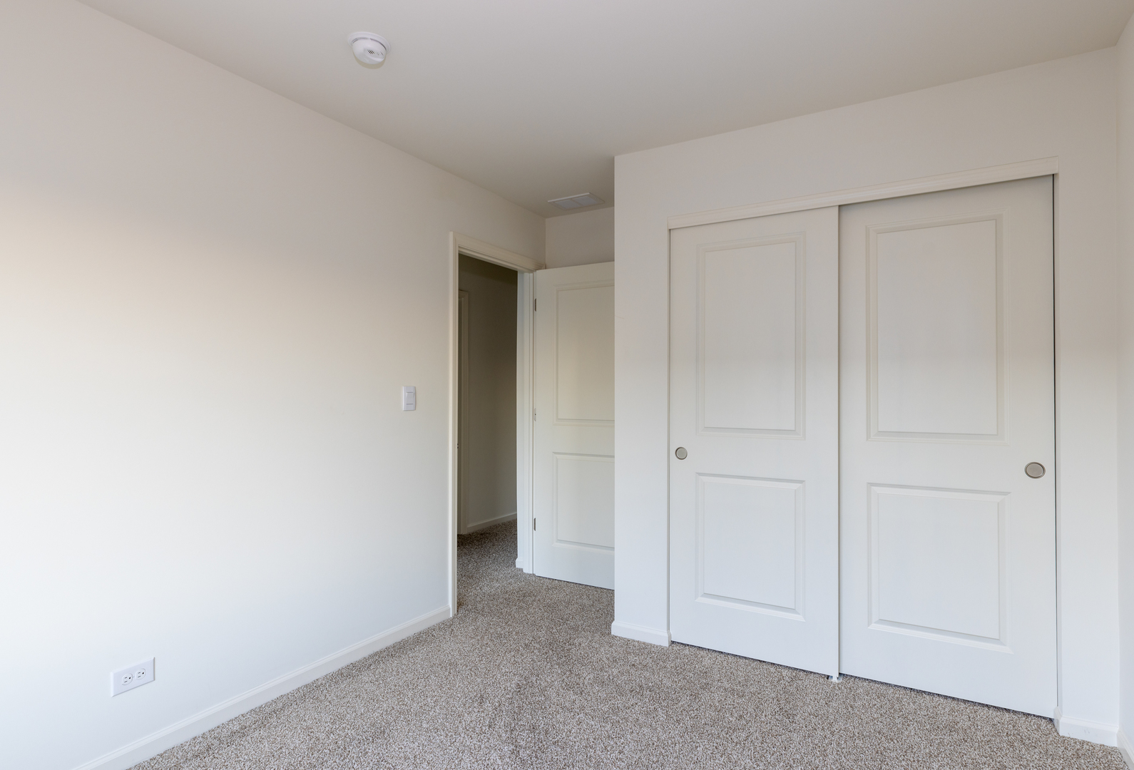 3831 Currant Lane Elgin, IL 60124 - Photo 14 of 19 a view of an empty room