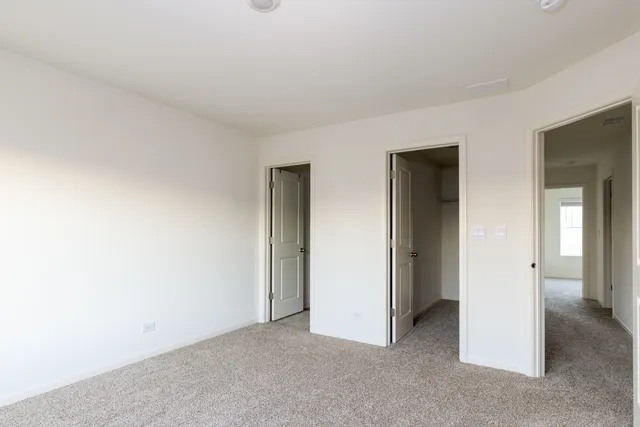 $2,850 | 3831 Currant Lane, Elgin, IL 60124