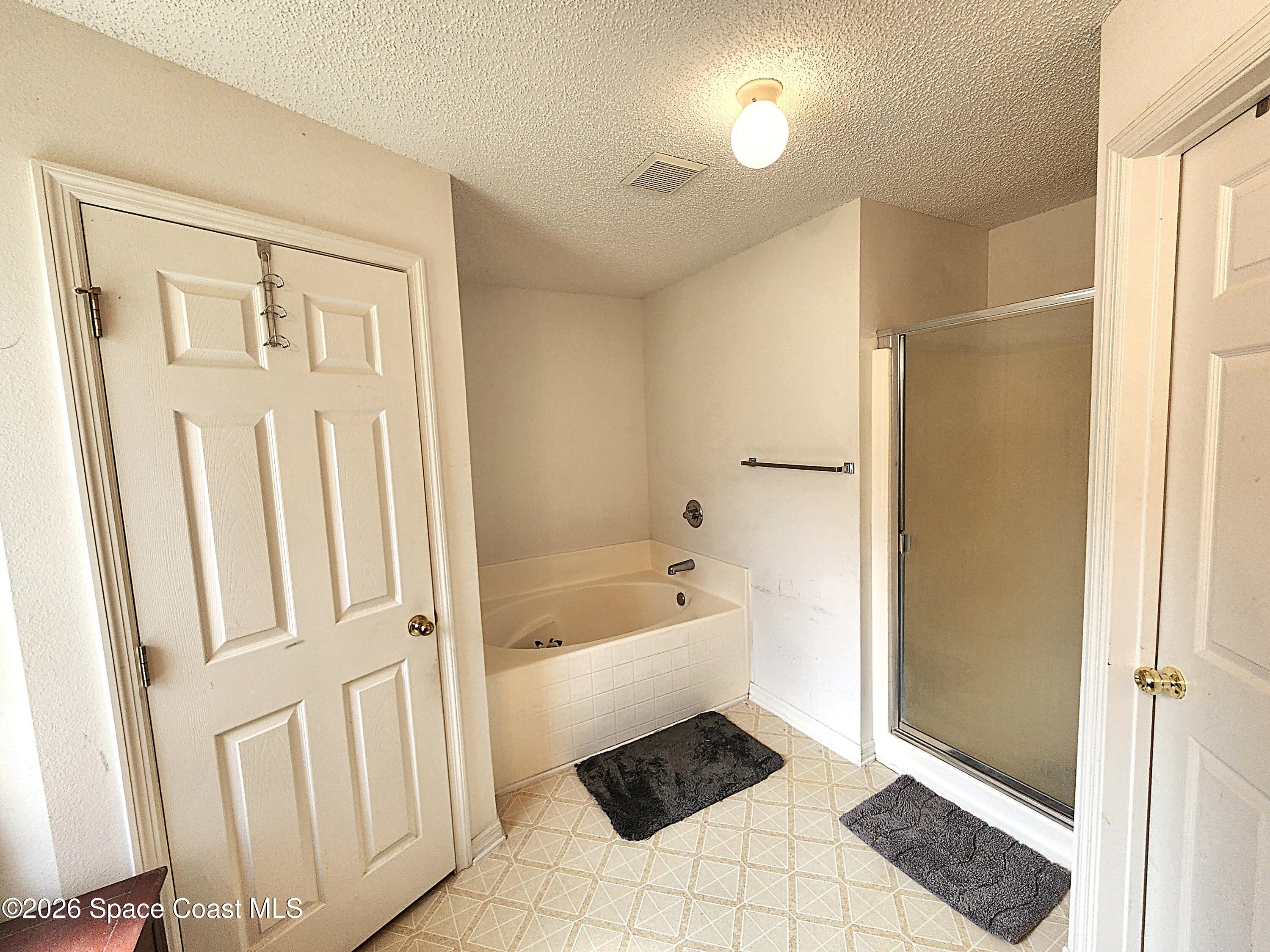 622 Weaver Road Southwest Palm Bay, FL 32908 - Photo 28 of 33 20260619_161304