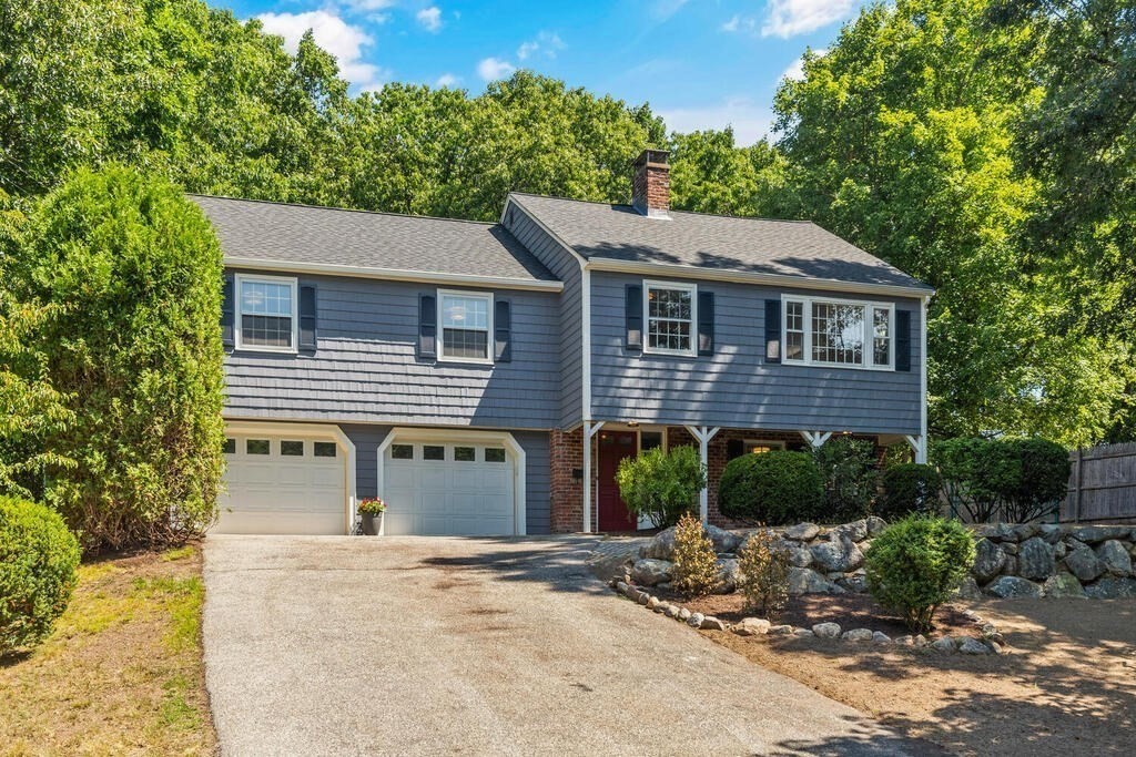 135 Ridge Street Arlington, MA 02474 - Photo 1 of 22