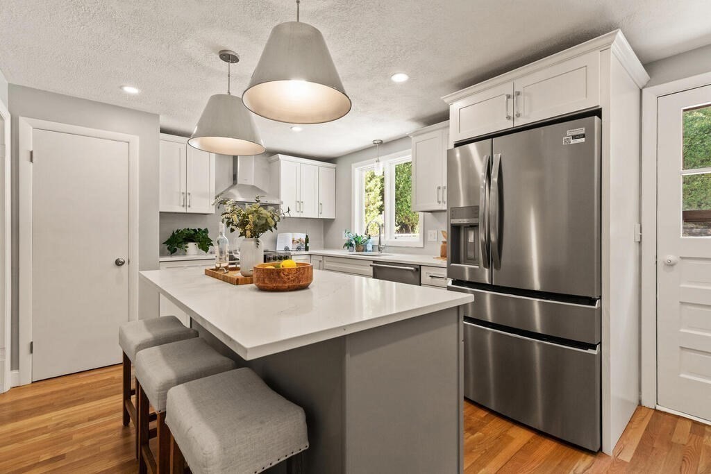 135 Ridge Street Arlington, MA 02474 - Photo 4 of 22