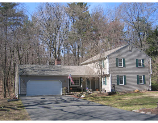 9 Russell Road Wilbraham, MA 01095 - Photo 3 of 12 a front view of house with yard