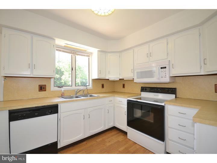 3596 Arcola Road Collegeville, PA 19426 - Photo 4 of 17 Kitchen