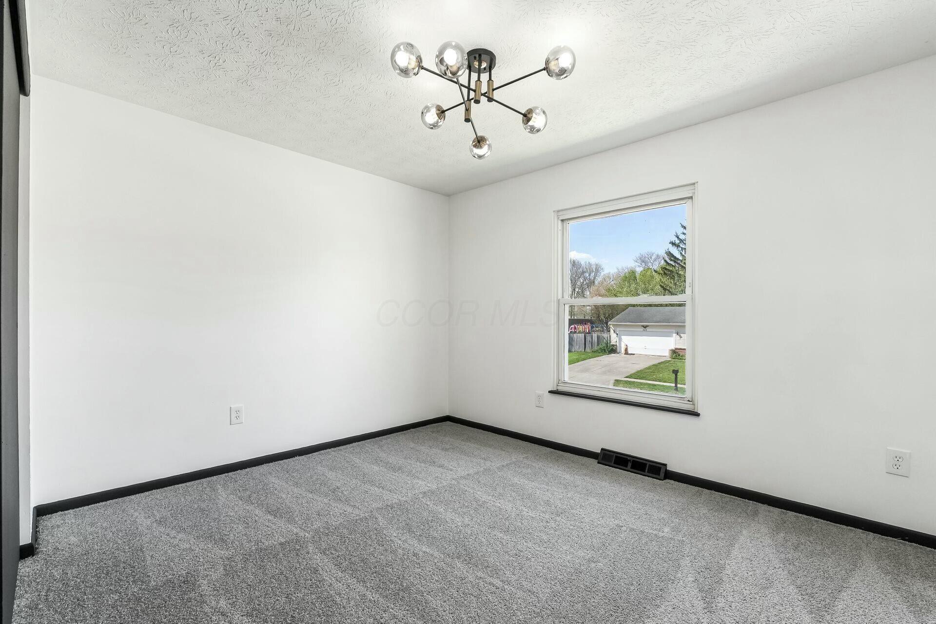 239 Chapelfield Road Columbus, OH 43230 - Photo 34 of 44 tempImagefM8l55