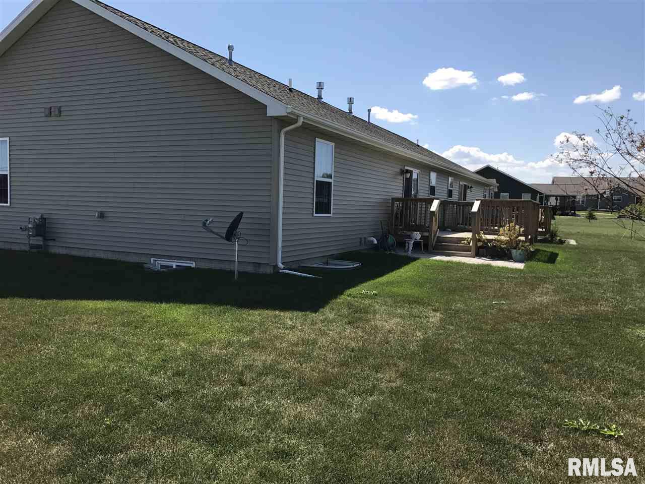 1301 Mitchell Street Washington, IL 61571 - Photo 3 of 12 Gallery Image 3