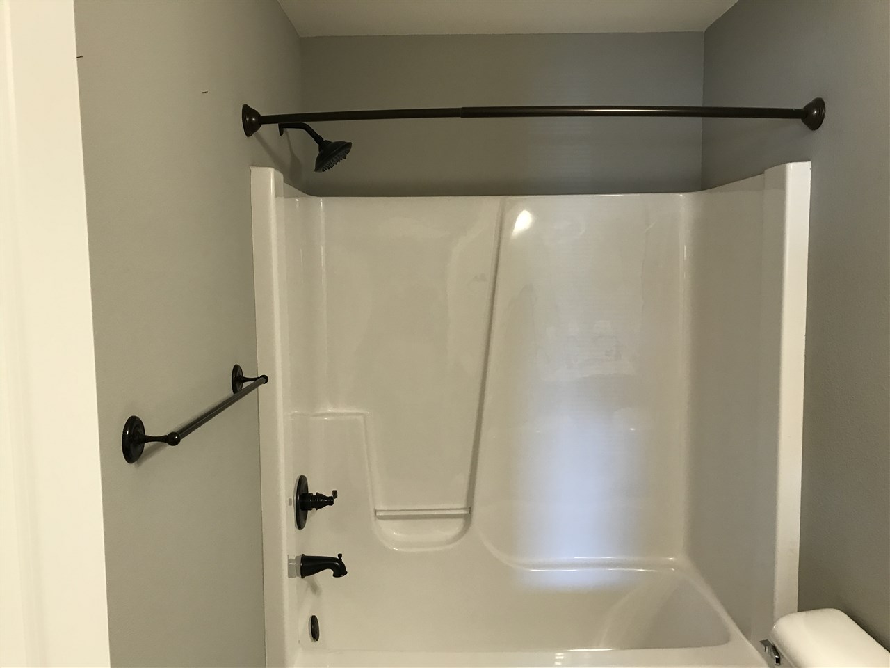 1301 Mitchell Street Washington, IL 61571 - Photo 6 of 12 Gallery Image 6