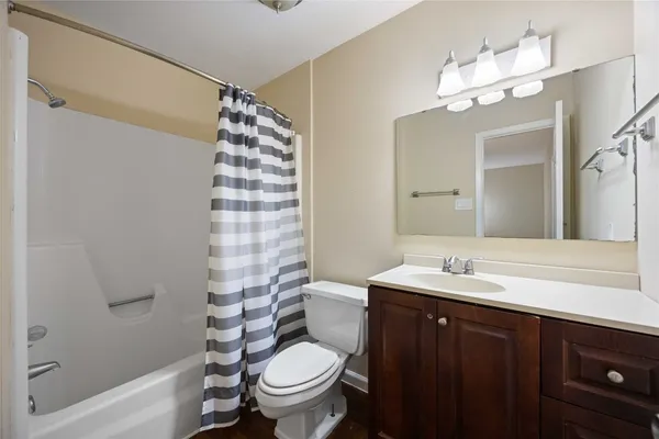 $1,800 | 2325 West Settler's Way, The Woodlands, TX 77380