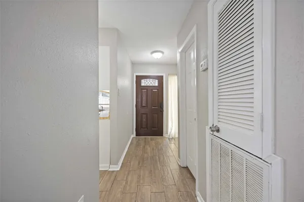 $1,800 | 2325 West Settler's Way, The Woodlands, TX 77380