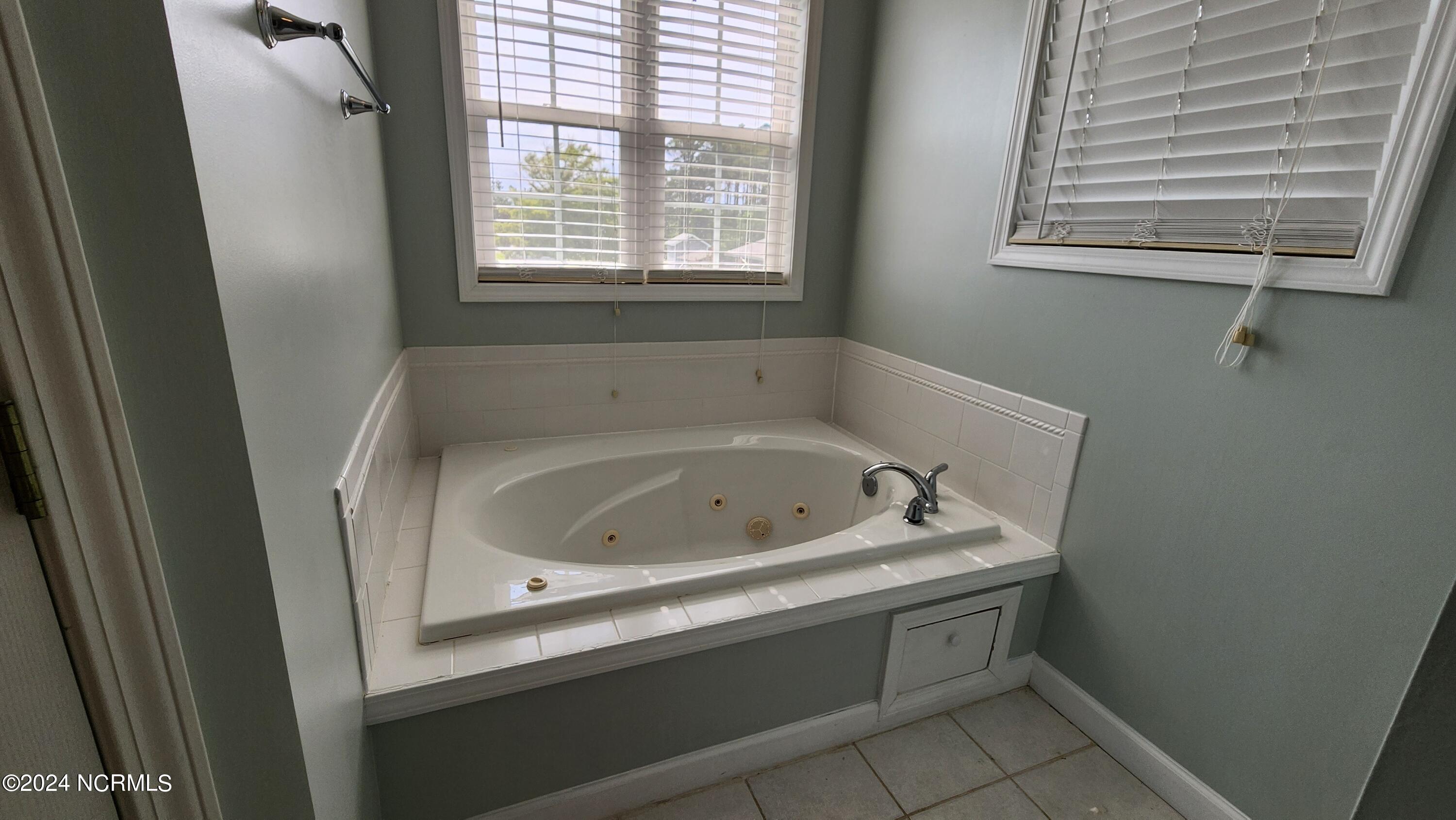 310 Harbour Point Road Beaufort, NC 28516 - Photo 24 of 65 20240628_155953