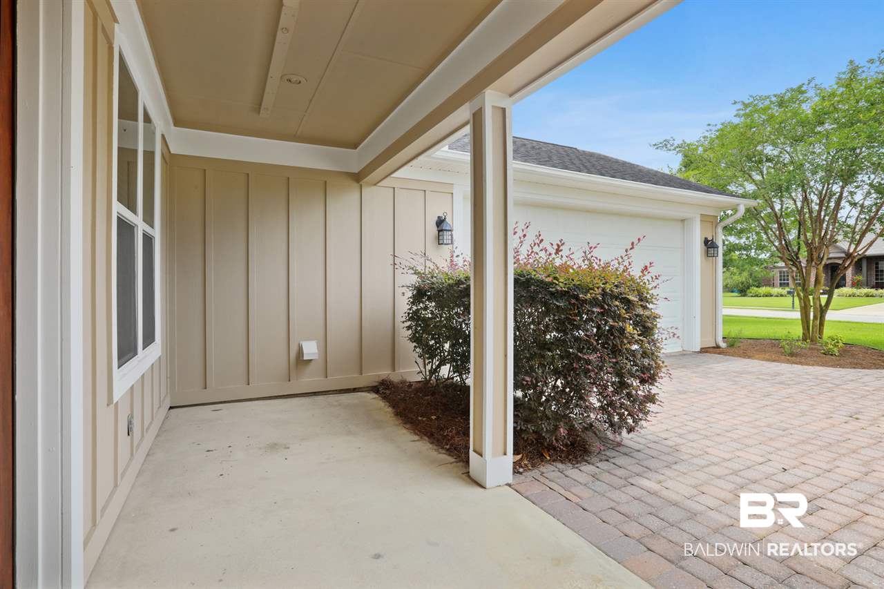 7032 Rocky Rd Loop Gulf Shores, AL 36542 - Photo 2 of 23