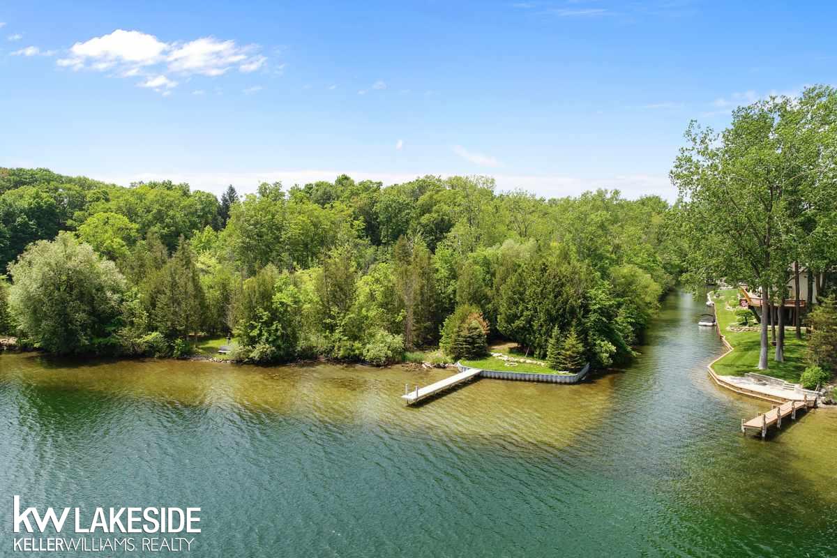 7400 Deer Lake Road Clarkston, MI 48346 - Photo 10 of 42