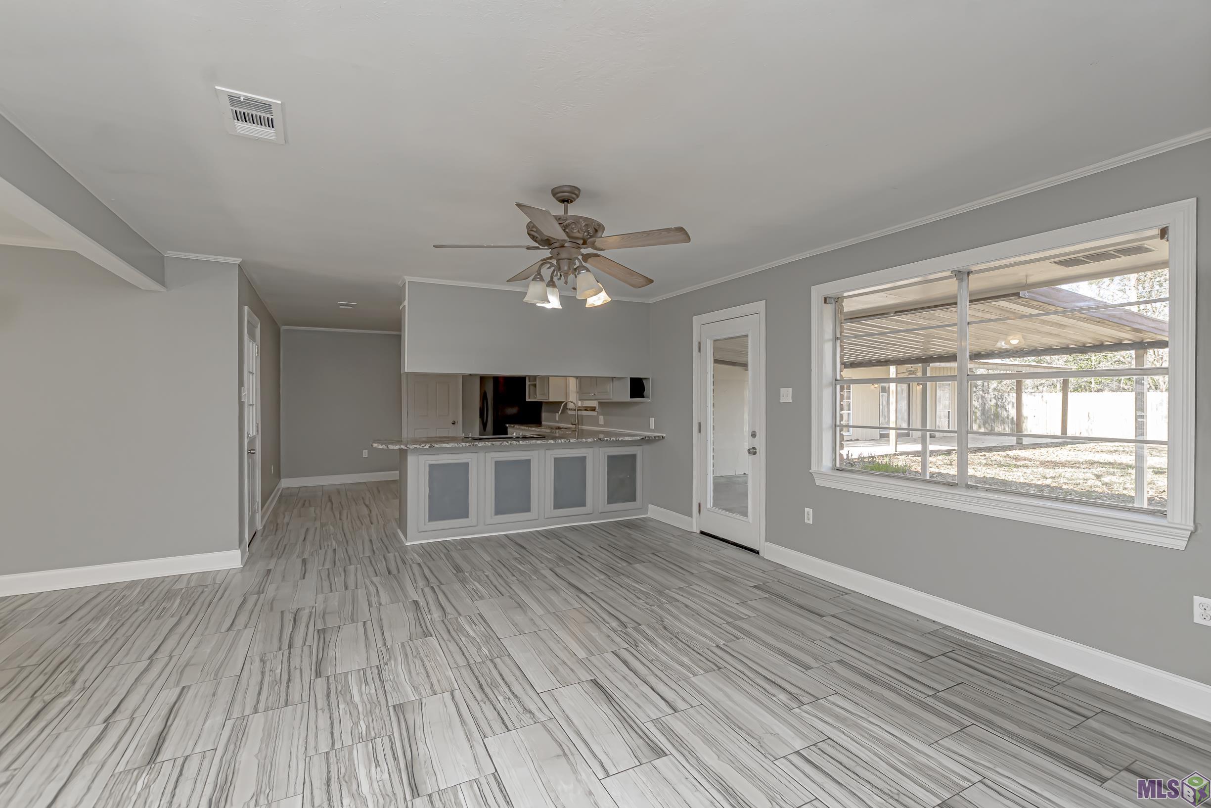 13543 Reed Avenue Central, LA 70818 - Photo 3 of 15