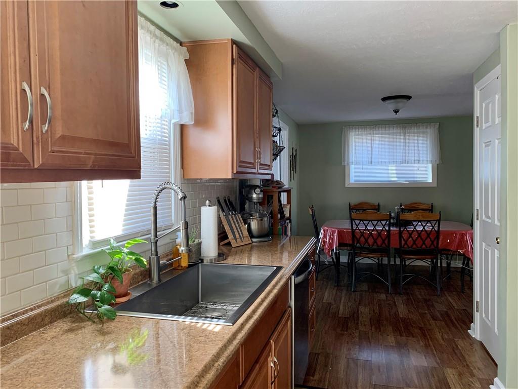 209 Siebert Road Pittsburgh, PA 15237 - Photo 8 of 25