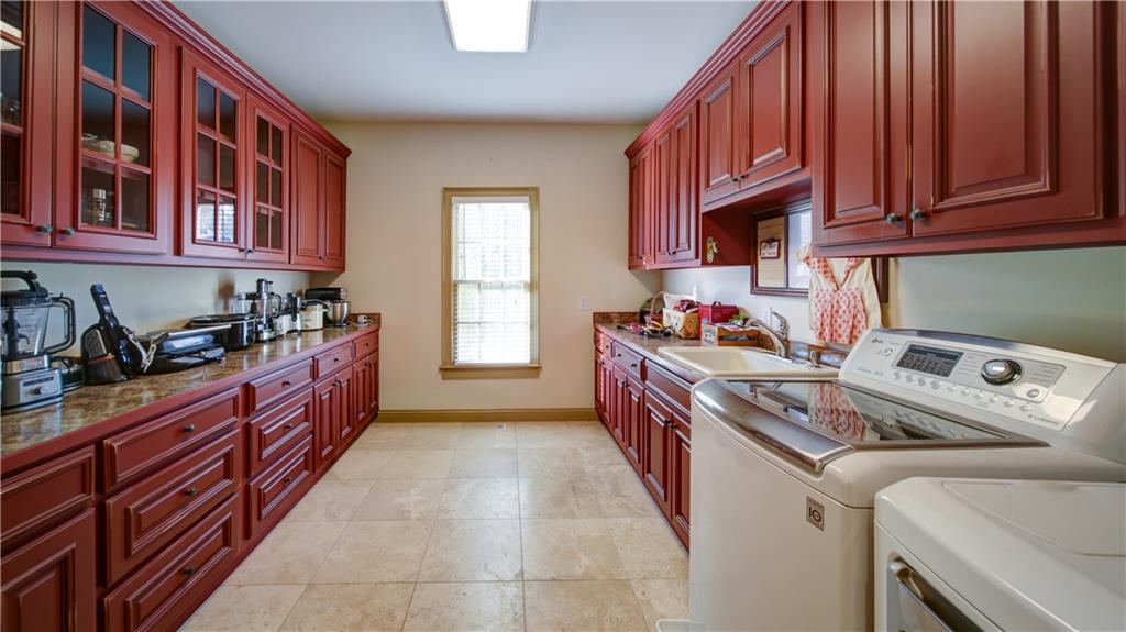 5580 Point W Drive Oakwood, GA 30566 - Photo 22 of 42