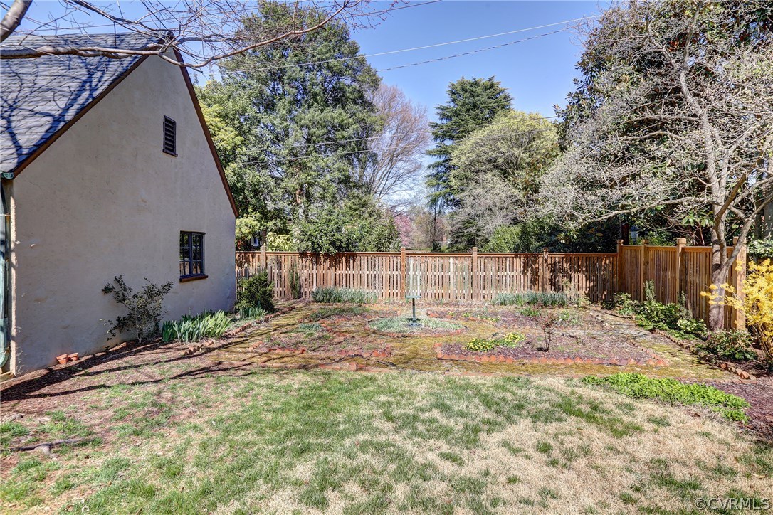 5 Calycanthus Road Richmond, VA 23221 - Photo 35 of 49 Gallery Image 35
