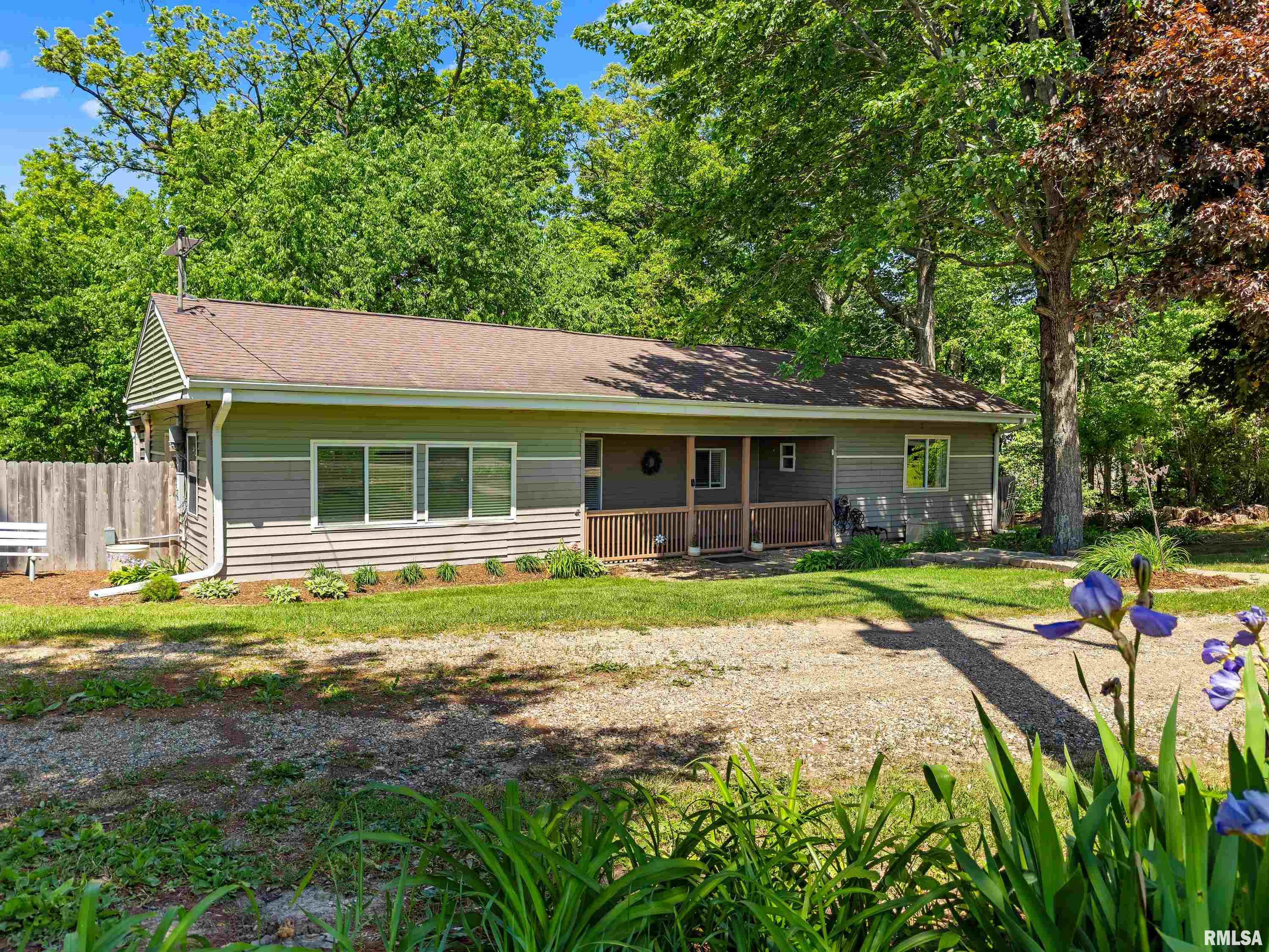 1729 East Truitt Road Chillicothe, IL 61523 - Photo 1 of 50