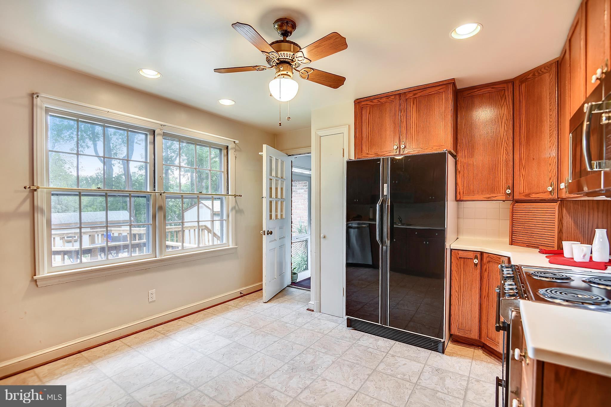 3931 Chesterbrook Road Arlington, VA 22207 - Photo 14 of 28 Large kitchen with great view of the backyard