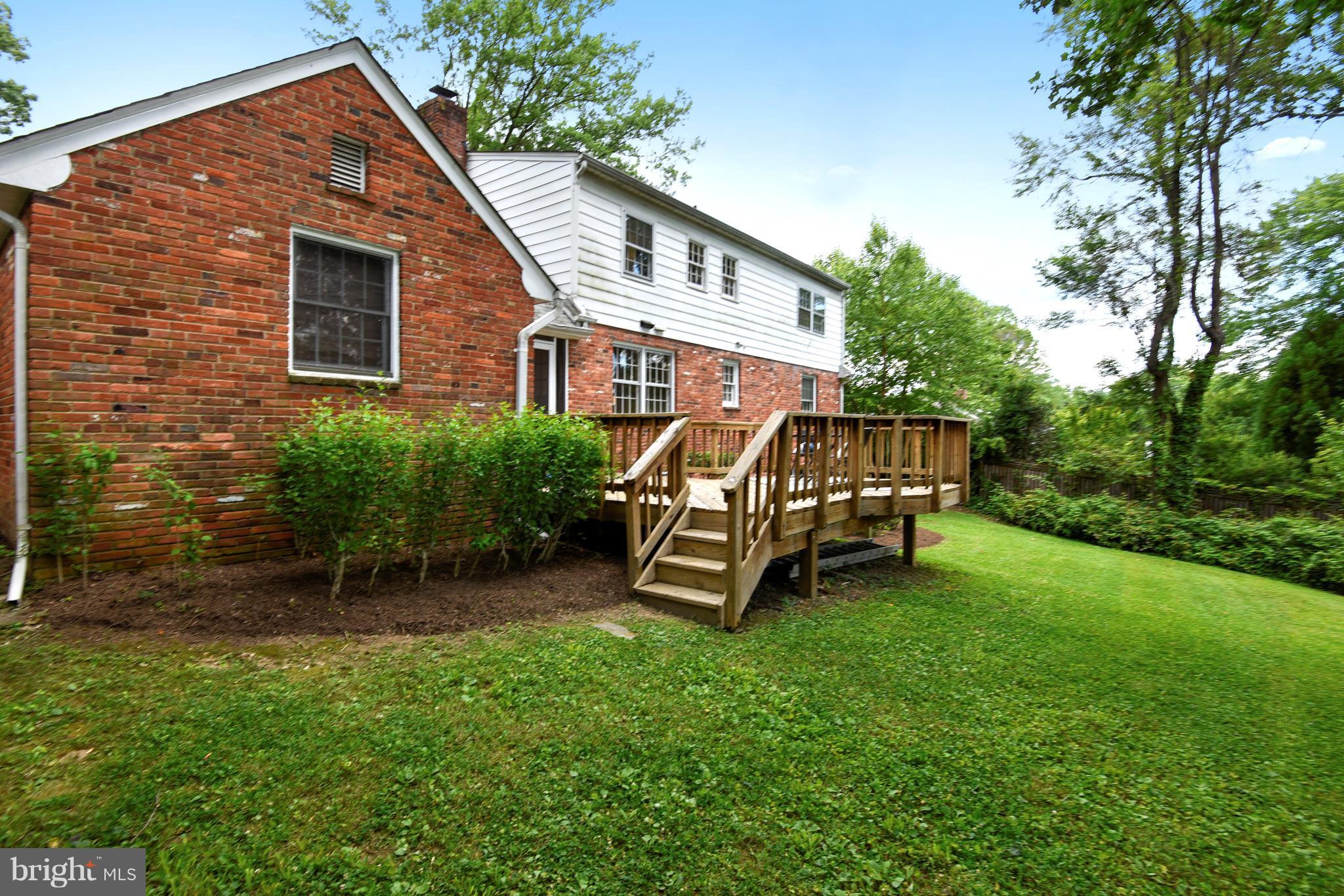 3931 Chesterbrook Road Arlington, VA 22207 - Photo 3 of 28 Sun filled backyard for garden or play structure