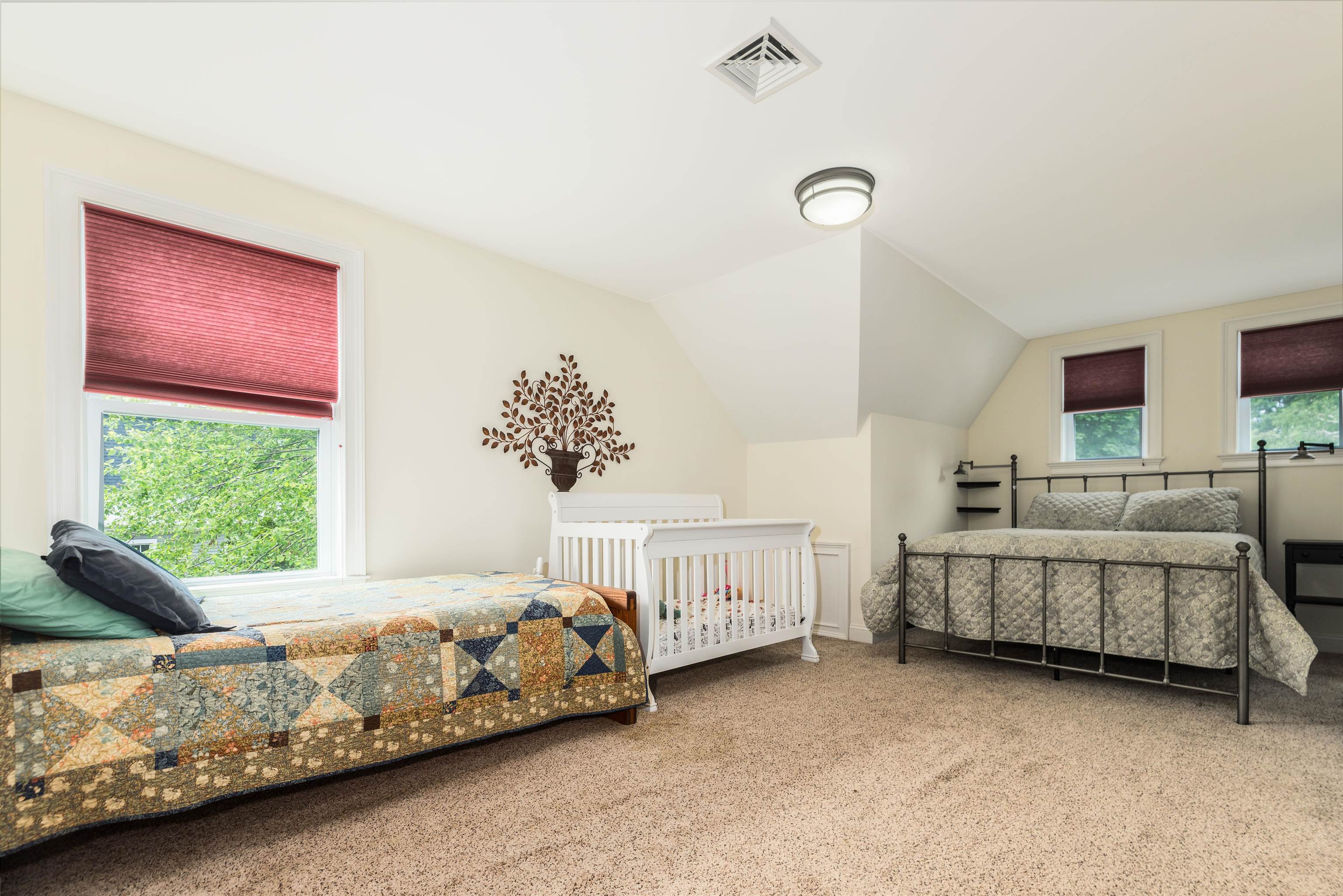 194 Spinney Road Portsmouth, NH 03801 - Photo 33 of 47