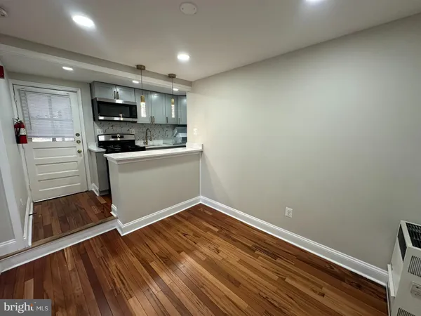 $1,300 | 6200 54th Place, Unit 11, Riverdale, MD 20737