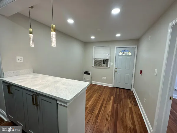 $1,300 | 6200 54th Place, Unit 11, Riverdale, MD 20737