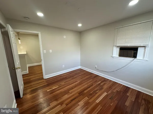 $1,300 | 6200 54th Place, Unit 11, Riverdale, MD 20737