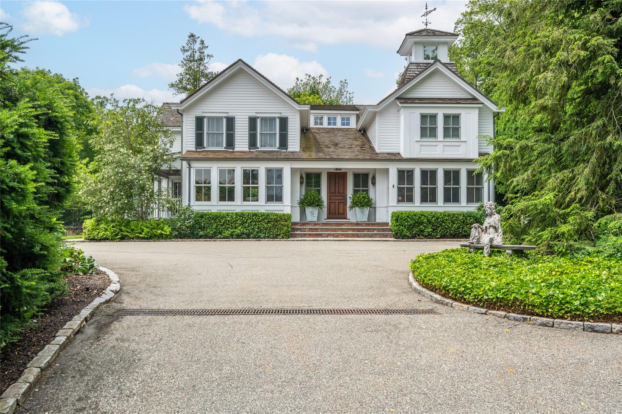 1 Bayville Road Locust Valley, NY 11560 - Photo 1 of 1 Gallery Image 1