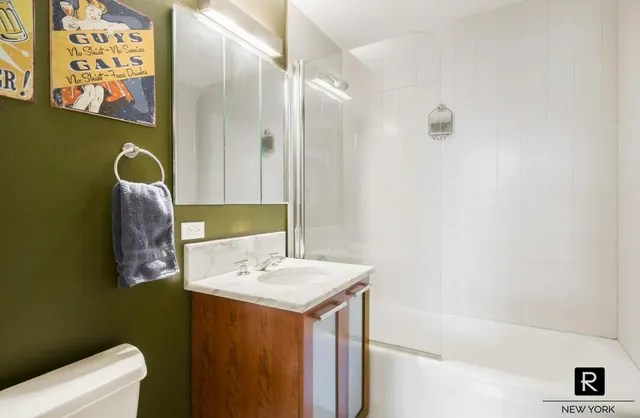 $1,695,000 | 121 East 23rd Street, Unit 16D | Flatiron