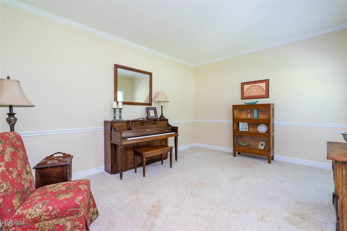 178 Rivoli Landing Macon, GA 31210 - Photo 12 of 28 Living Room