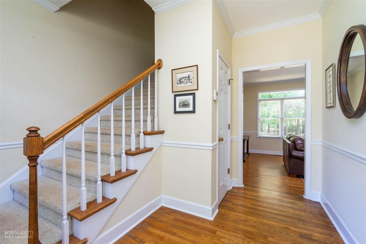 178 Rivoli Landing Macon, GA 31210 - Photo 3 of 28 Foyer
