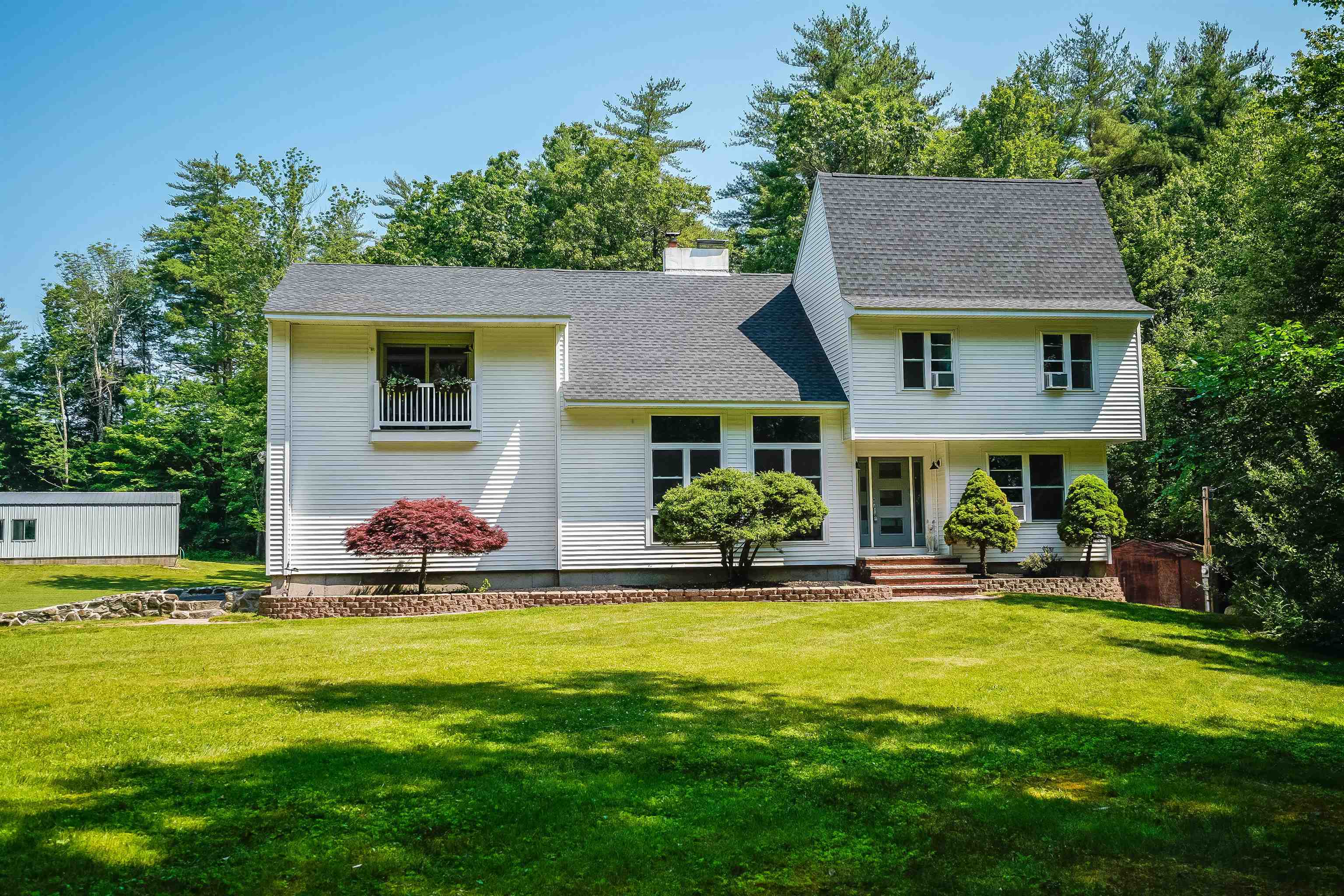 91 Hardy Road Bedford, NH 03110 - Photo 2 of 39