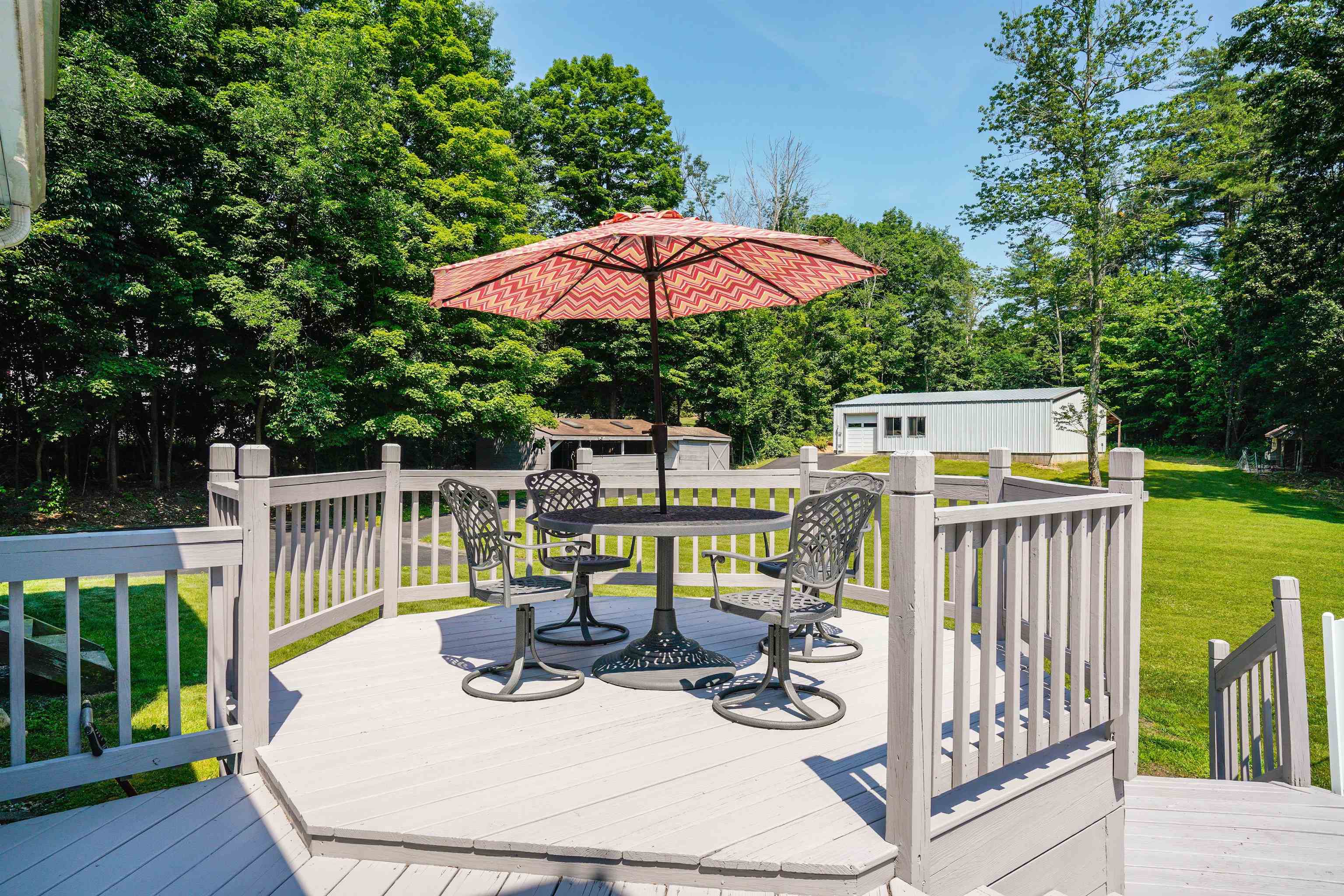 91 Hardy Road Bedford, NH 03110 - Photo 25 of 39