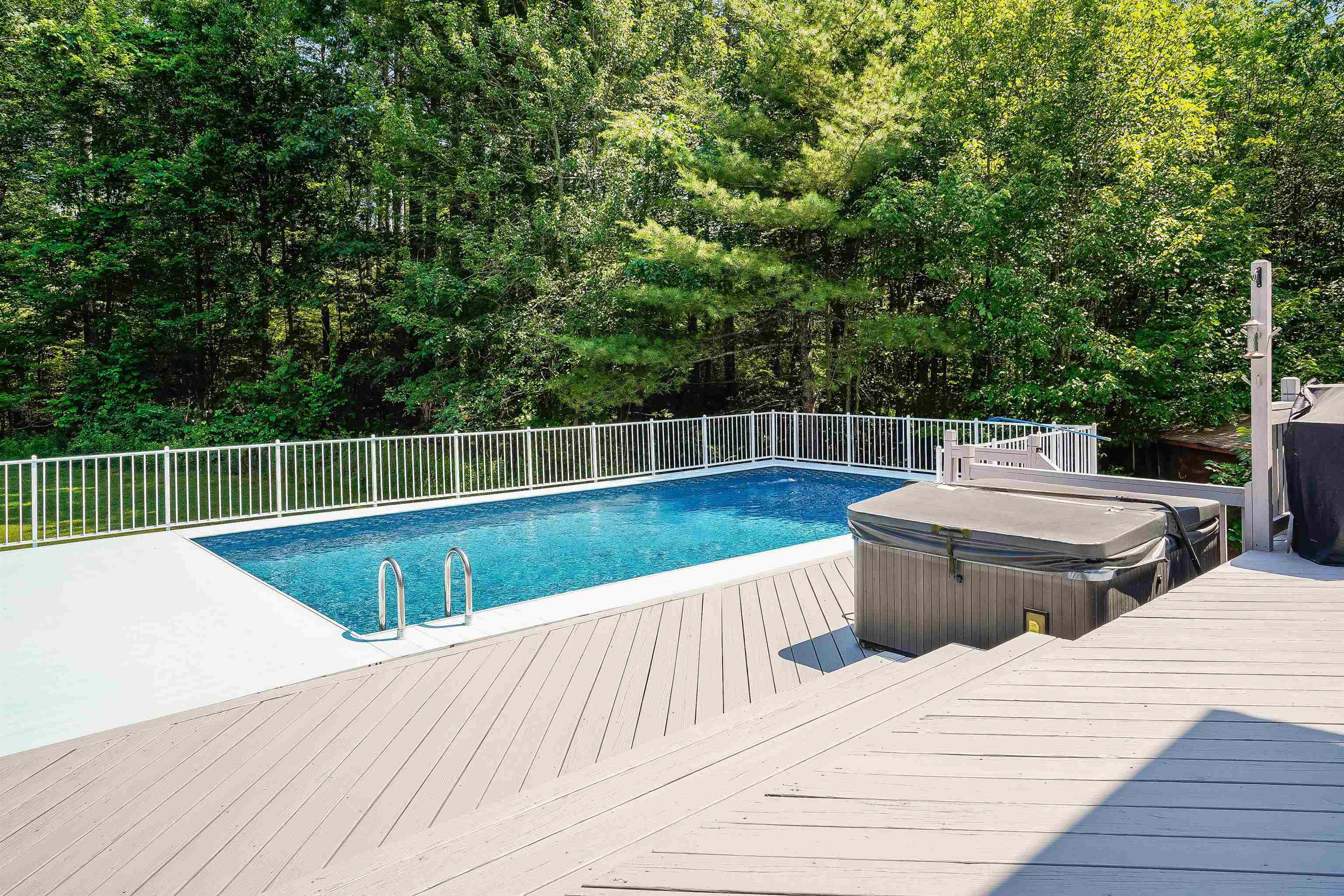 91 Hardy Road Bedford, NH 03110 - Photo 35 of 39