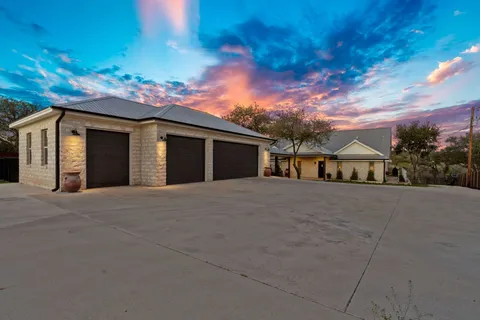 $1,549,000 | 1325 Likeness Road, Spicewood, TX 78669