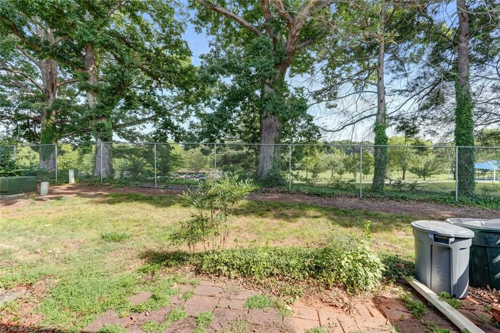 2902 St Marks Road Southwest, Unit D Winston-Salem, NC 27103 - Photo 22 of 23 Rear View