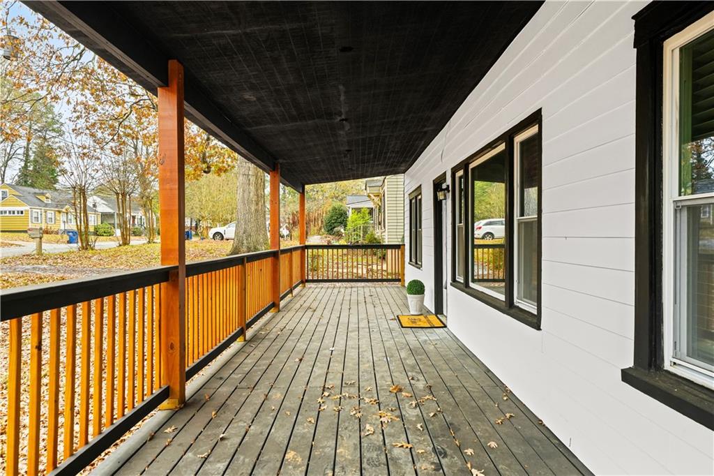 819 Blossom Street Southwest Atlanta, GA 30310 - Photo 5 of 77