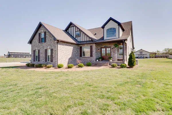 $1,175,000 | 514 Corinth Road, Portland, TN 37148