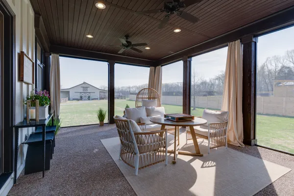 $1,175,000 | 514 Corinth Road, Portland, TN 37148