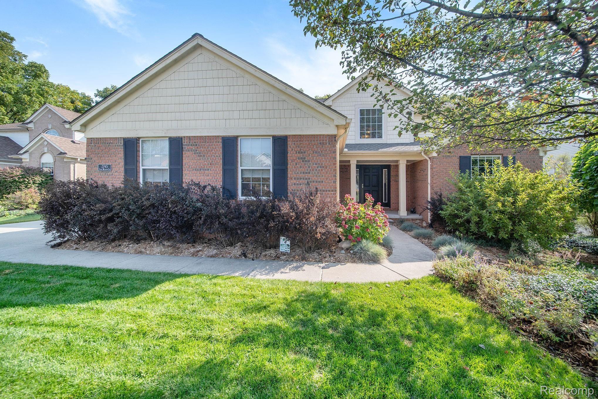 2745 Long Meadow Lane Rochester, MI 48307 - Photo 1 of 38 01.jpg