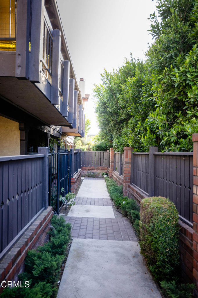 503 West Duarte Road, Unit 6 Arcadia, CA 91007 - Photo 10 of 101 503 W Duarte Rd-4188-HDR