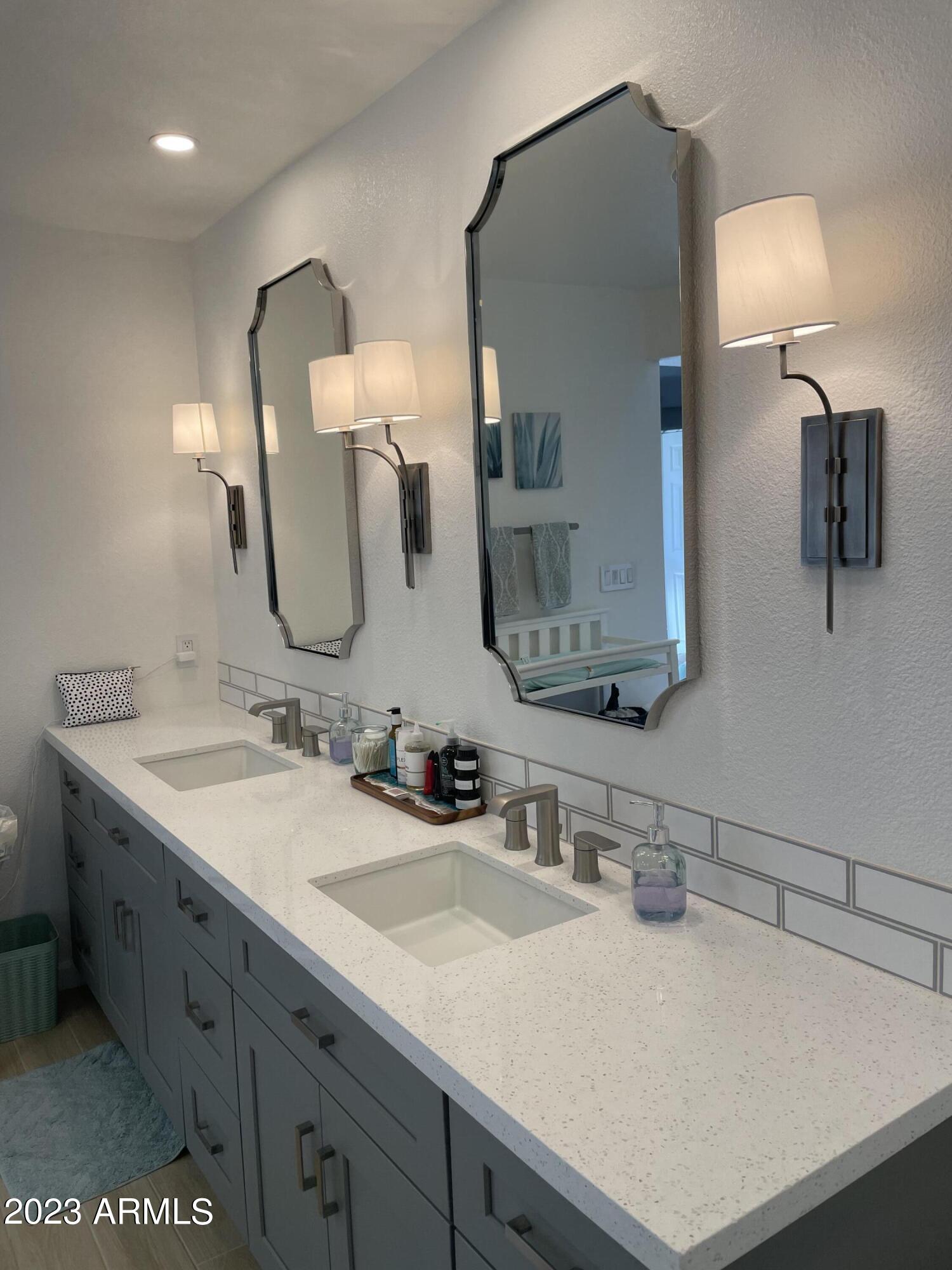 7760 East Gainey Ranch Road, Unit 27 Scottsdale, AZ 85258 - Photo 23 of 34 master sink area
