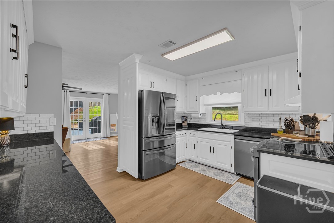 306 Providence Road Athens, GA 30606 - Photo 16 of 60 Gallery Image 16
