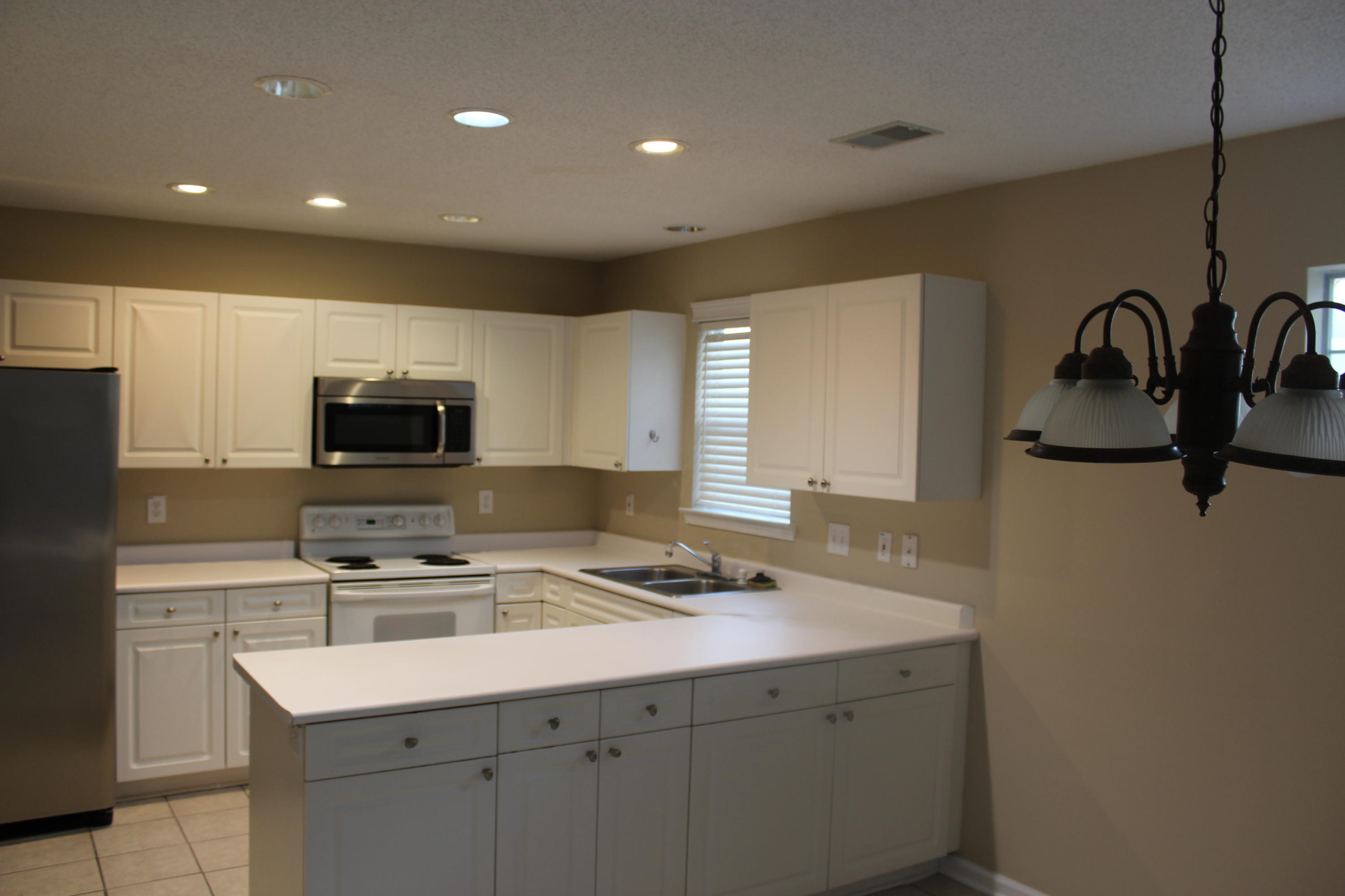 3352 Queensgate Way Mount Pleasant, SC 29466 - Photo 11 of 25 IMG_3313