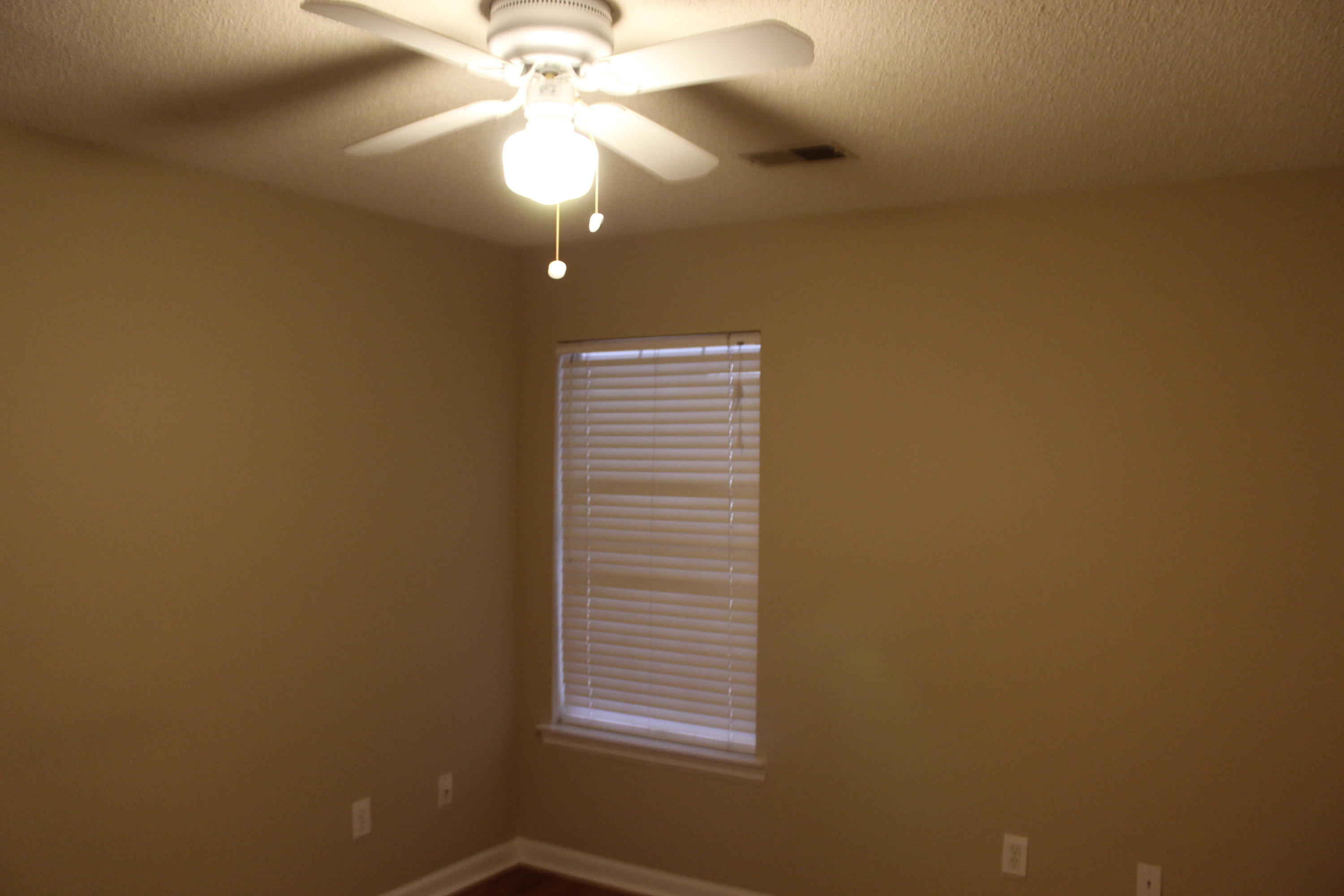 3352 Queensgate Way Mount Pleasant, SC 29466 - Photo 7 of 25 IMG_3304