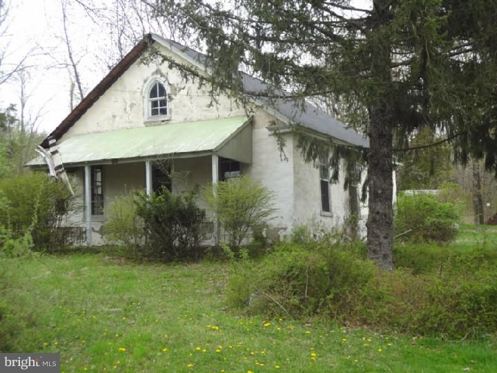 2389 Little Road Perkiomenville, PA 18074 - Photo 6 of 6 Gallery Image 6