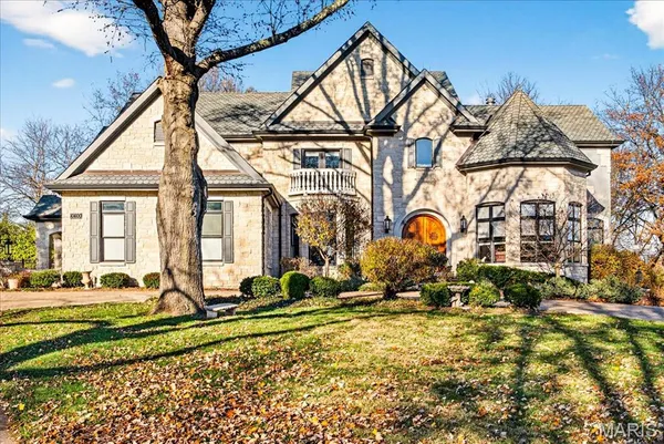 $3,500,000 | 10600 Country View Drive, Creve Coeur, MO 63141