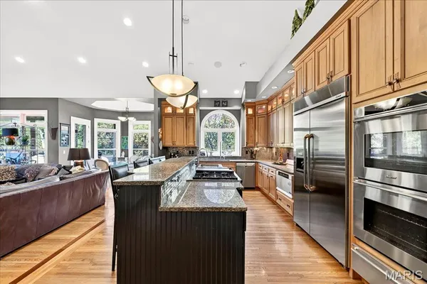 $3,500,000 | 10600 Country View Drive, Creve Coeur, MO 63141