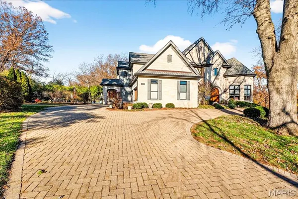 $3,500,000 | 10600 Country View Drive, Creve Coeur, MO 63141