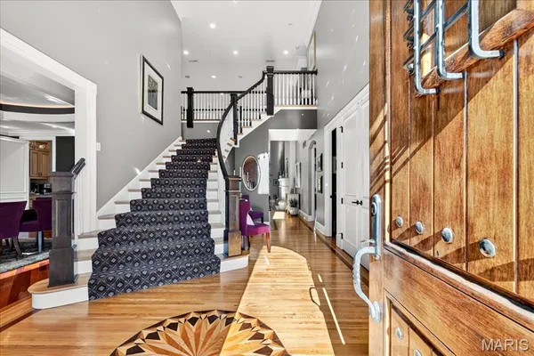 $3,500,000 | 10600 Country View Drive, Creve Coeur, MO 63141