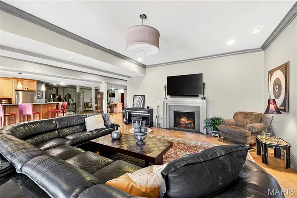$3,500,000 | 10600 Country View Drive, Creve Coeur, MO 63141